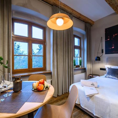Piernikowe Apartamenty Torun Bagian luar foto
