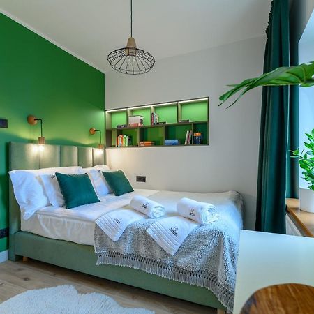 Piernikowe Apartamenty Torun Bagian luar foto