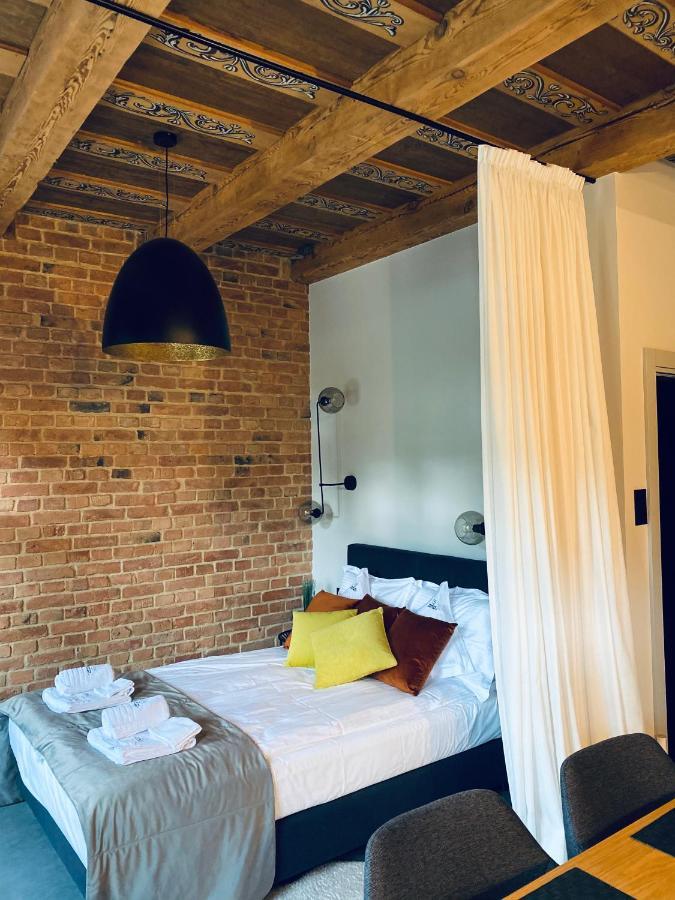 Piernikowe Apartamenty Torun Bagian luar foto