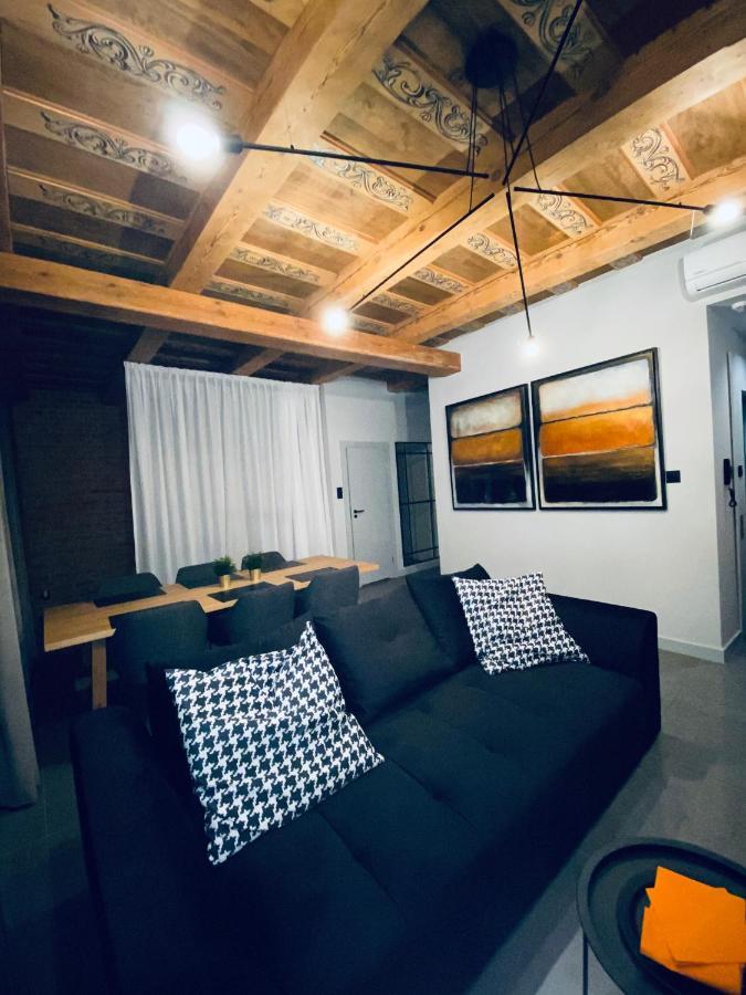 Piernikowe Apartamenty Torun Bagian luar foto