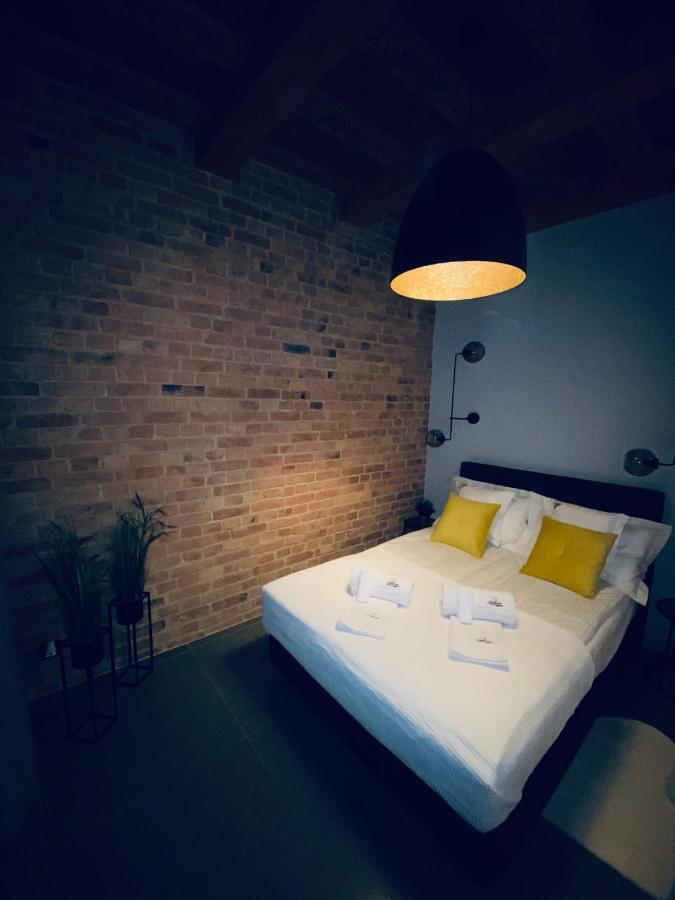 Piernikowe Apartamenty Torun Bagian luar foto