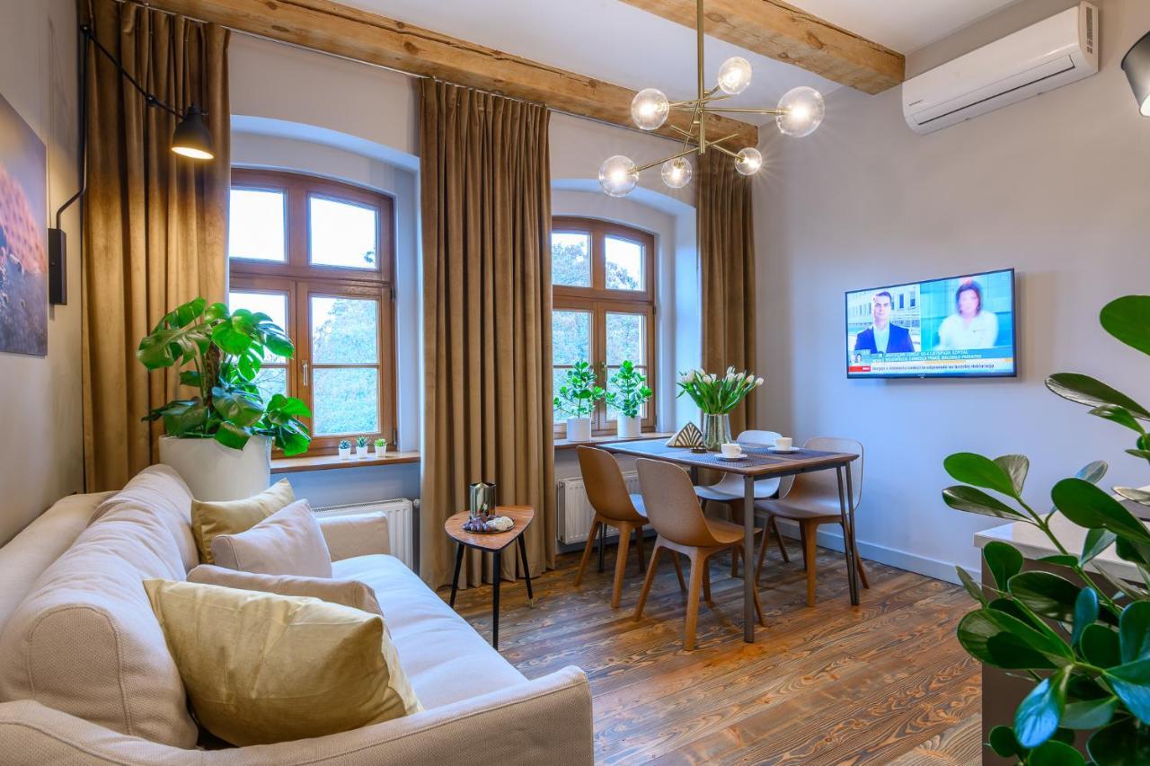 Piernikowe Apartamenty Torun Bagian luar foto